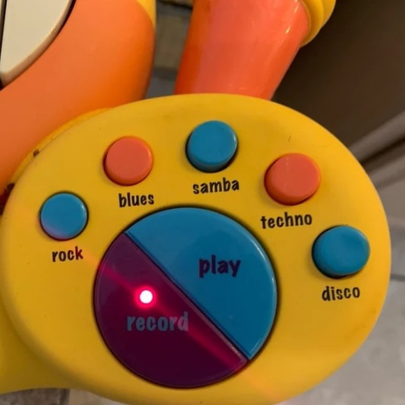 B Toys – Meowsic Toy Piano – Children’S Keyboard Cat Piano with Toy Microphone - Picture 3 of 13